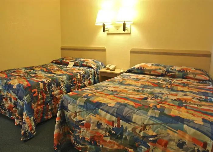 North Charleston Lodge 2*